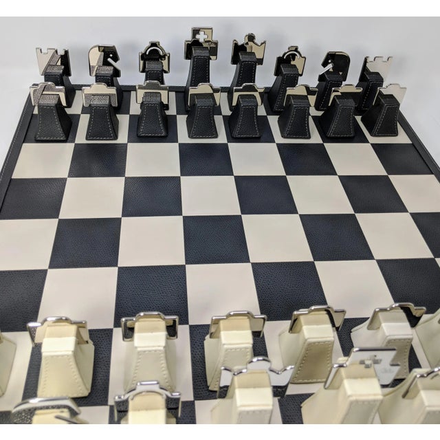 Regency Italian Renzo Romagnoli Leather and Chrome Black and Cream Chess Set For Sale In Providence - Image 6 of 12