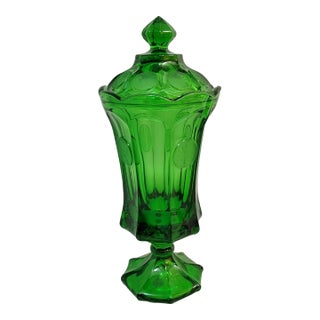 1960s Fostoria Coin Emerald Green Glass Jar, Apothecary Shape For Sale