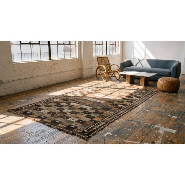 1920s Checks Tribal Antique S. Persian Gabbeh Rug 4'3" X 8'8' Handknotted Wool Carpet For Sale In New York - Image 6 of 8