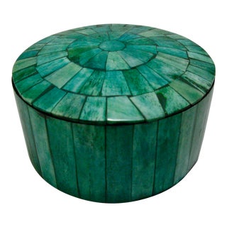 Vintage Green Tessellated Bone Round Table Box For Sale