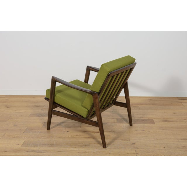 Set of Model 300-139 Armchairs from Swarzędz Furniture Factory, 1960s For Sale - Image 11 of 18