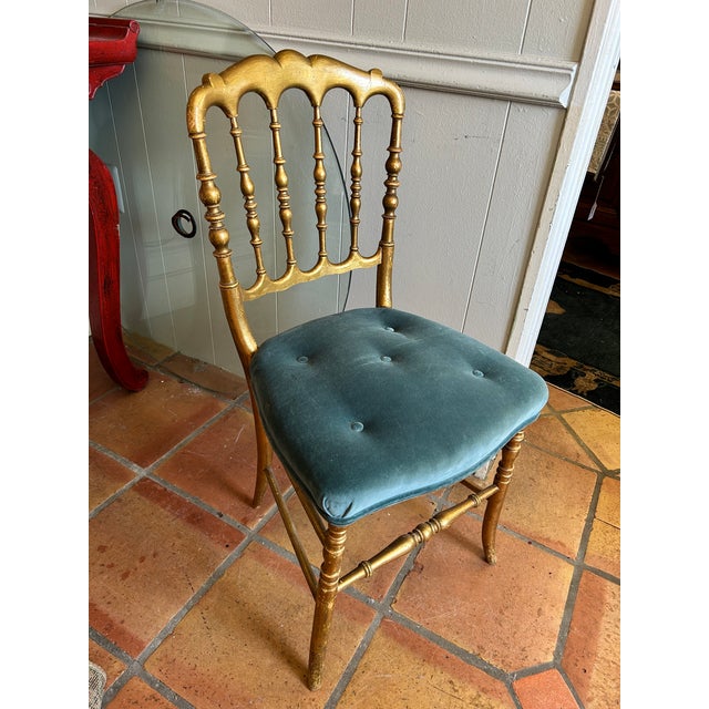 A small, slender and lightweight design, with turned spindles, and an elegant silhouette often used for dining or accent...