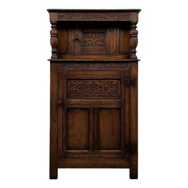 Antique English Narrow Carved Oak Court Cabinet, 1900s For Sale