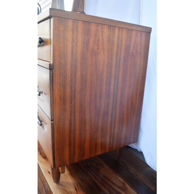 Ward Furniture Mfg Co Mid Century Modern 9 Drawer Dresser Chairish