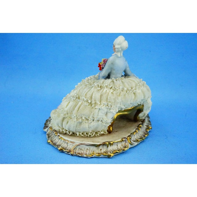 Ceramic Luigi Fabris, Sculpture Venetian Lady, Crinoline Lace Flowers, 1890s, Porcelain For Sale - Image 7 of 18