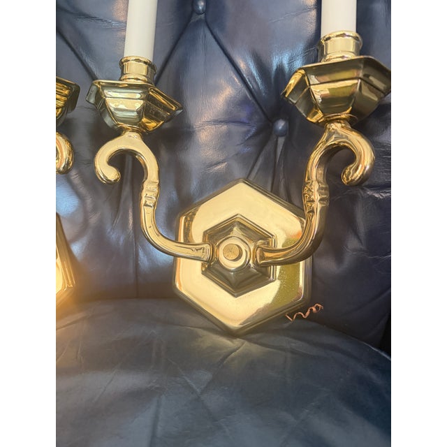 Metal 1970s Traditional Shiny Brass Wall Lights in the Style of Baldwin, Double Lights, a Pair For Sale - Image 7 of 7