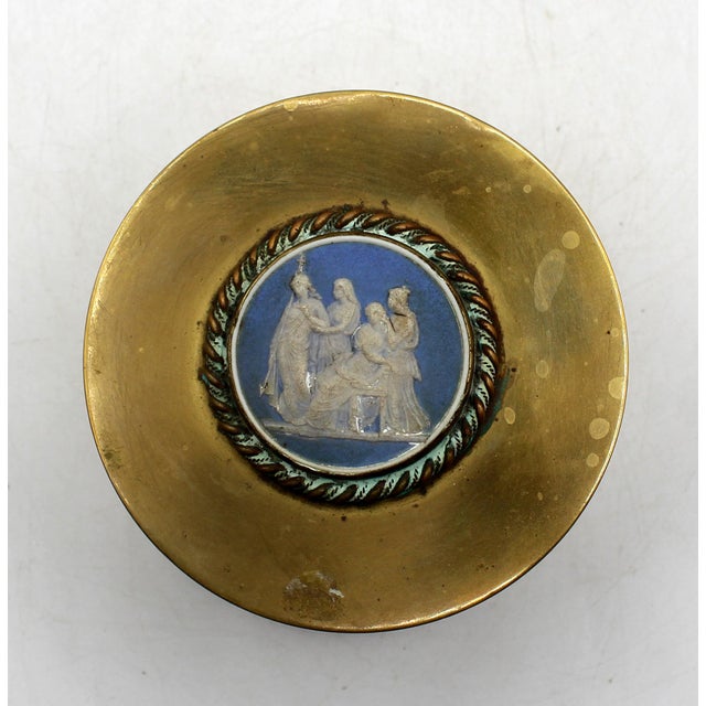 Victorian Late 19th Century English Victorian Heavy Brass Jewel or Collar Box For Sale - Image 3 of 4