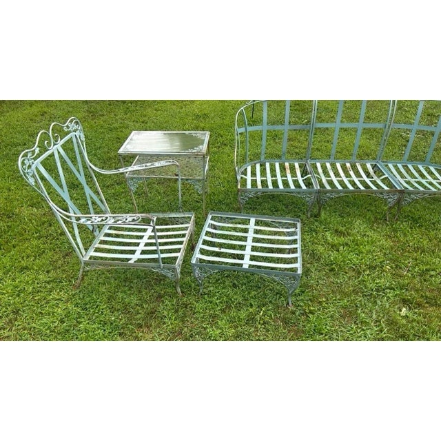 Bring back the look and feel of the 50’s with this beautiful vintage set! Total length of the 3 piece bench 76x24.5x32.5...