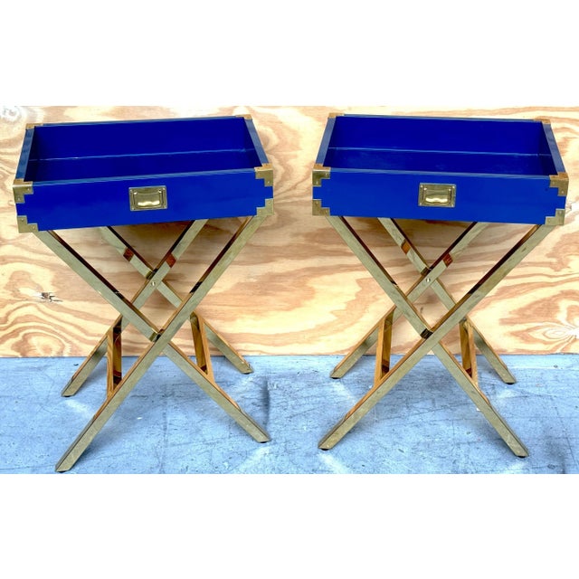 Campaign Pair Modern Blue Lacquered &Gilt Campaign-Style Tray Tables, Attrib. Made Goods For Sale - Image 3 of 10
