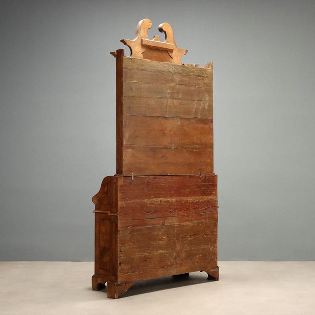 Walnut and Burl Walnut Trumeau, Italy, 20th Century For Sale - Image 13 of 14