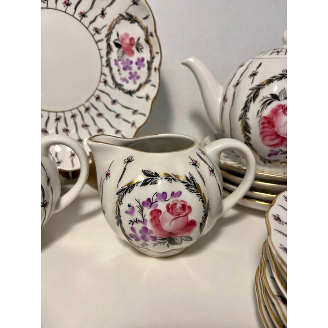 1960s Ussr Period Lomonosov Floral Pattern 22kt Gold Trim Porcelain Tea Set- 22 Pieces For Sale - Image 4 of 9