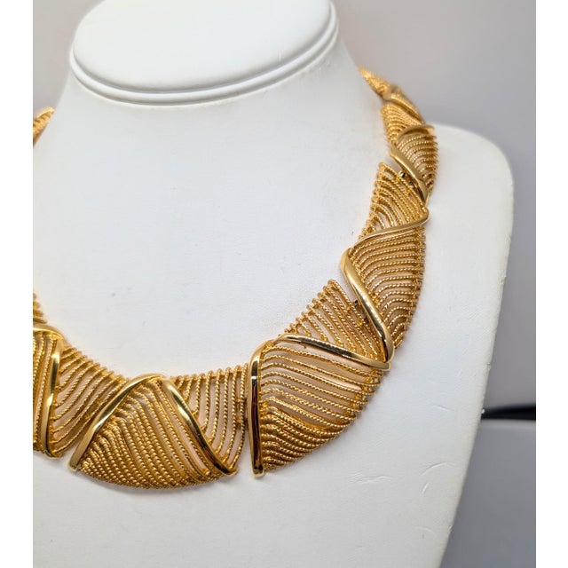 Vintage Signed Napier Goldtone Openwork Wavy Link Collar Necklace For Sale - Image 13 of 16