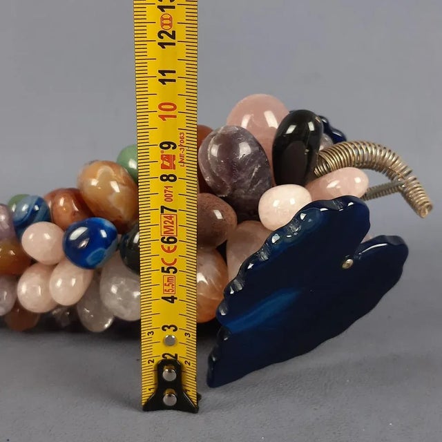 Vintage Bunch of Grapes Sculpture in Various Natural Hard Stones and Blue Agate Leaves, 1960s For Sale - Image 11 of 12