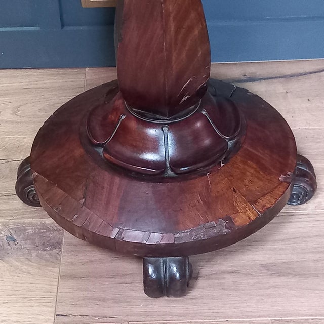 English Console Table in Mahogany For Sale - Image 3 of 10