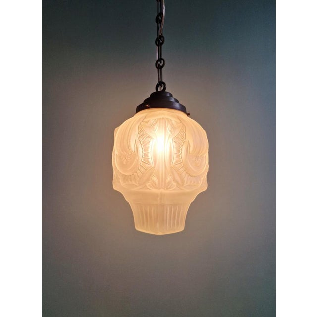 Art Deco Pendant Light in Frosted Clear Glass, 1920s-1930s For Sale - Image 15 of 18