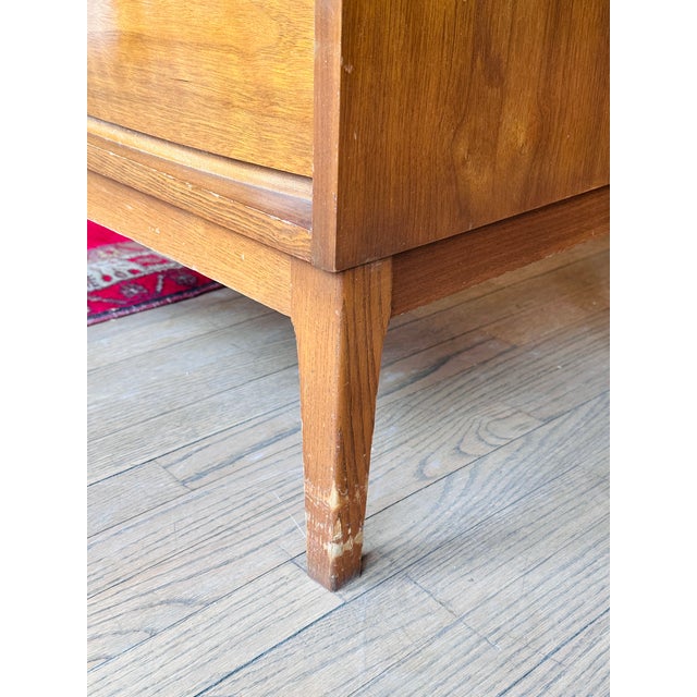 Vintage Mid Century Modern Dixie Desk or Vanity Dresser For Sale - Image 12 of 13