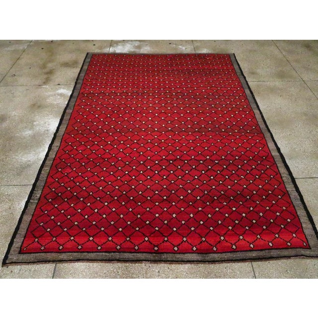Galerie Shabab Collection Mid-20th Century Handmade Turkish Anatolian Room Size Carpet For Sale - Image 4 of 10