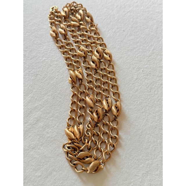Vintage 1970s Napier Gold Tone Brushed Station Chain Necklace For Sale In New York - Image 6 of 12