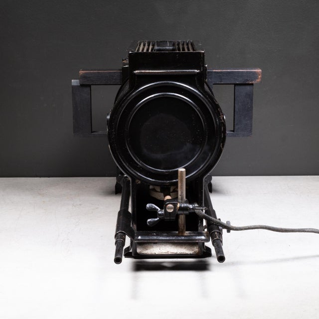Antique Baush & Lomb Baloptican Magic Lantern Slide Projector and Original Case c.1911 For Sale - Image 11 of 17