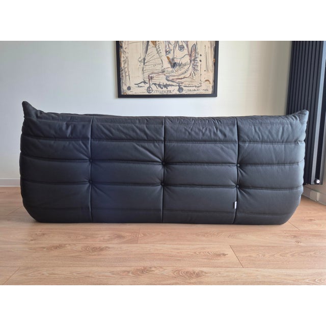 Mid-Century Modern Togo Sofa in Black Leather by Michel Ducaroy for Ligne Roset For Sale - Image 3 of 7
