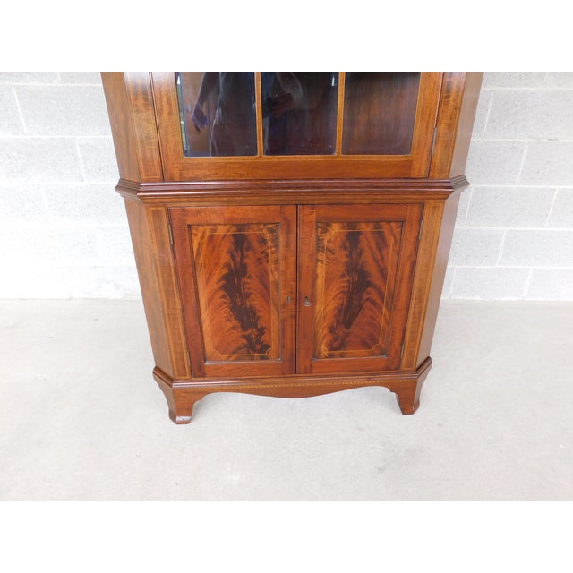 Traditional Potthast Federal Style Mahogany Inlay Corner Cabinet For Sale - Image 3 of 17