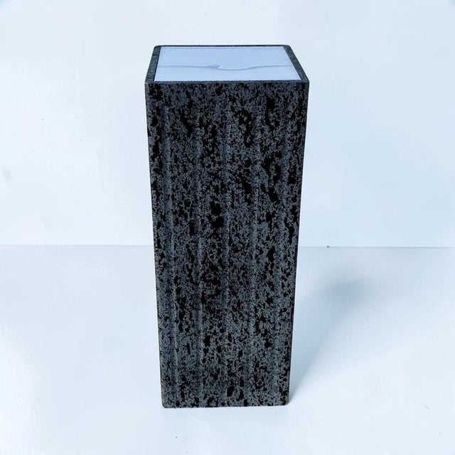 Postmodern 1980s Postmodern Textured Illuminated Pedestal For Sale - Image 3 of 6