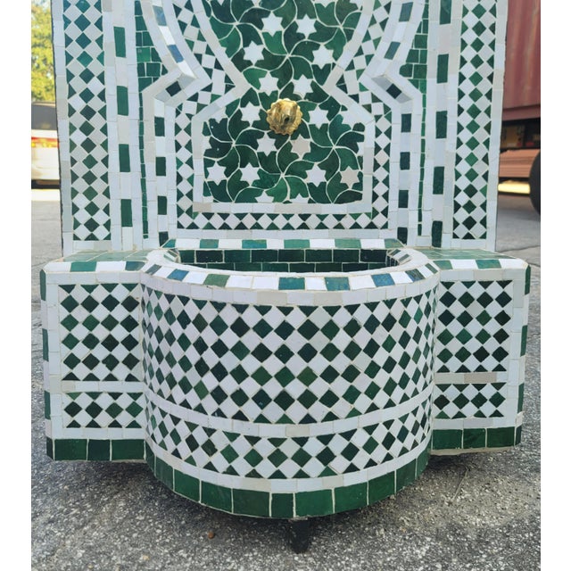 2020s Moroccan Green & White Mosaic Tile Fountain / Rafraf Style For Sale - Image 5 of 7