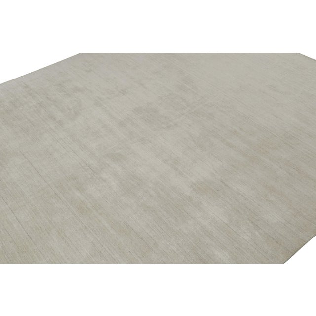 2010s Rug & Kilim’s Contemporary Rug in Solid Gray and Beige Tones For Sale - Image 5 of 7