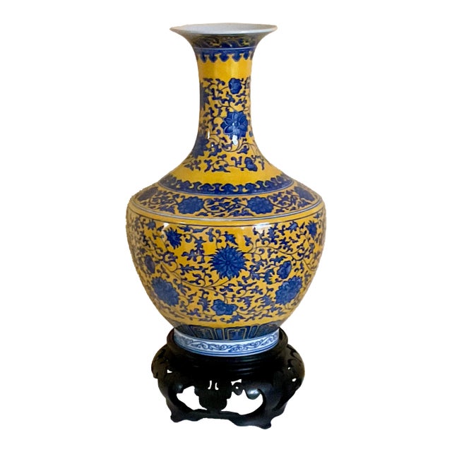 Vintage Chinese Porcelain Mustard-Yellow Glazed Vase For Sale