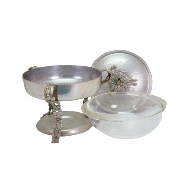 Traditional Vintage Hammered Aluminum Chafing Dish Server W/ Pyrex Glass Insert Dogwood Legs For Sale - Image 3 of 14