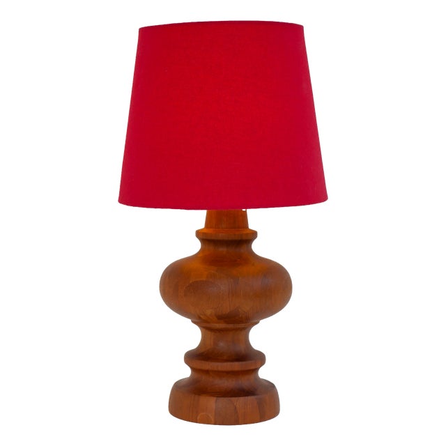 Mid-Century Modern Scandinavian Oak Table Lamp from Möllers For Sale