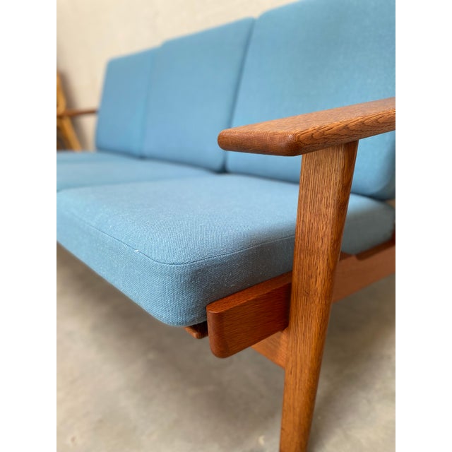 Wood GE 290 Sofa in Oak by Hans J. Wegner for Getama For Sale - Image 7 of 9