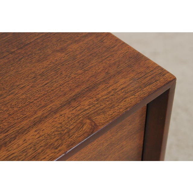 Brown Drexel Perspective Mid Century Modern Walnut 4 Drawer Chest For Sale - Image 8 of 18
