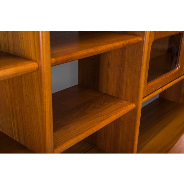 1970s Mid-Century Modern Danish Modular Teak Wall Unit from Dyrlund, Denmark, 1970s For Sale - Image 5 of 12