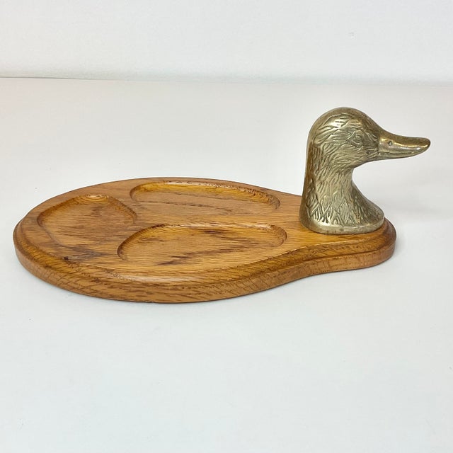 Wood 1970s Mid-Century Rustic Arts & Crafts Brass Duck & Oak Dresser Top Valet Caddy Catchall For Sale - Image 7 of 8