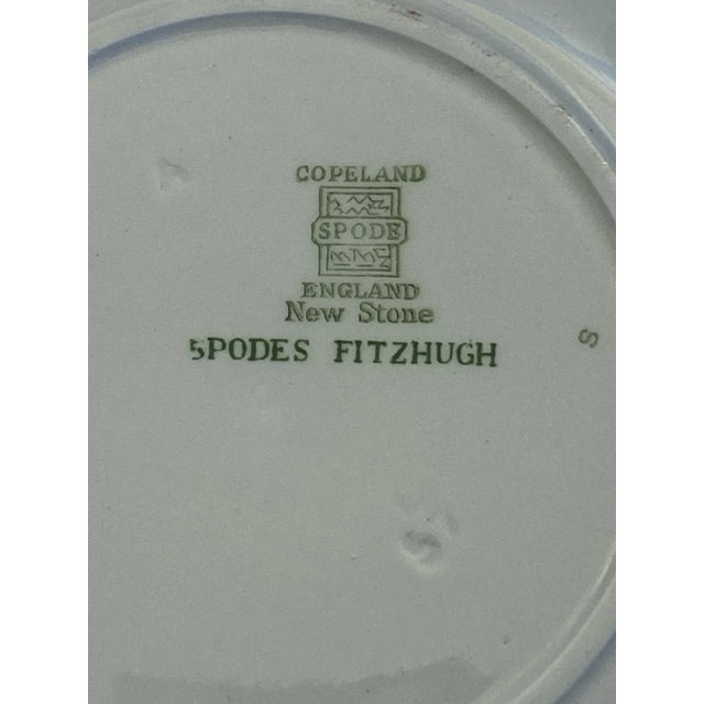 Off-white 1950s Spode Fitzhugh Green Cream Soup & Saucer - Set of 4 For Sale - Image 8 of 12