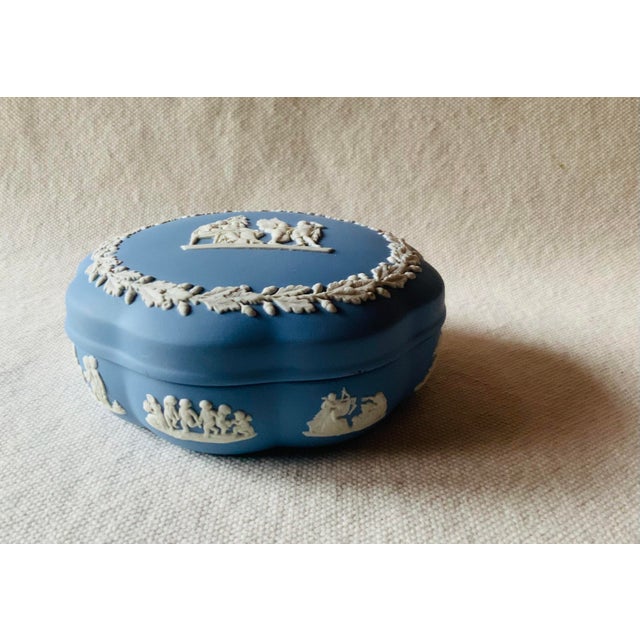 Vintage Wedgwood Blue Jasperware Scalloped Trinket Box - East Hampton Estate Find For Sale - Image 6 of 18