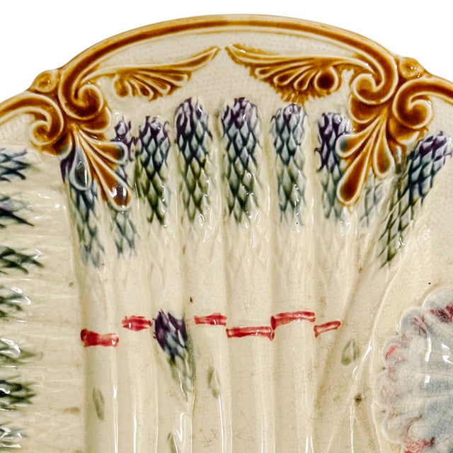 Antique French Barbotine Asparagus Plate With Scalloped Sauce Well, Circa 1890 For Sale - Image 4 of 7