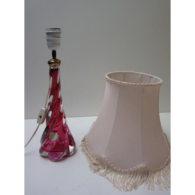 Glass Pink & Clear Crystal Glass Twisted Table Lamp from Val St Lambert, 1950s For Sale - Image 7 of 14