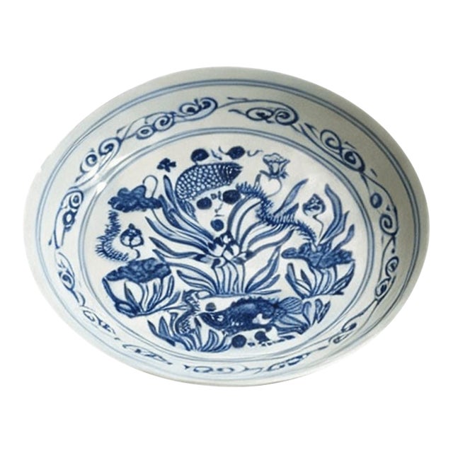 Chinese Ceramic Plate,Qianlong Marked Blue and White Porcelain Plate Hand Painted Fish Pattern For Sale