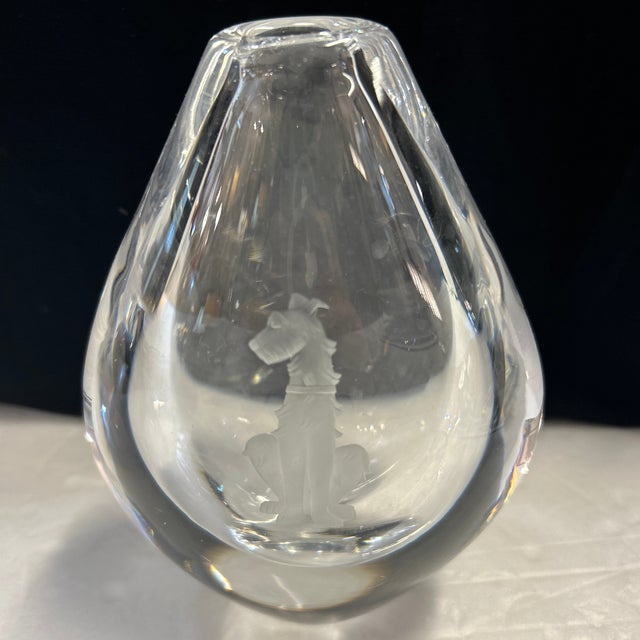 Early 20th Century Orrefors Crystal Vase With Etched Dog Signed For Sale - Image 5 of 9