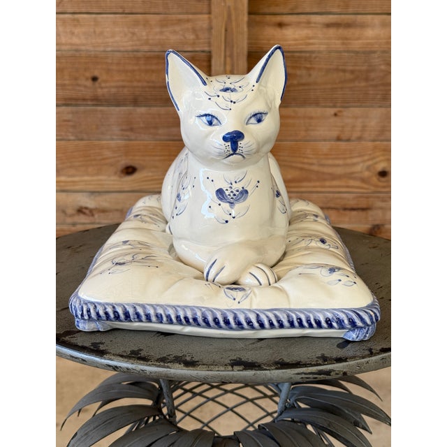 Vintage Chinoiserie Italian Blue and White Ceramic Cat on Cushion Sculpture For Sale - Image 12 of 12
