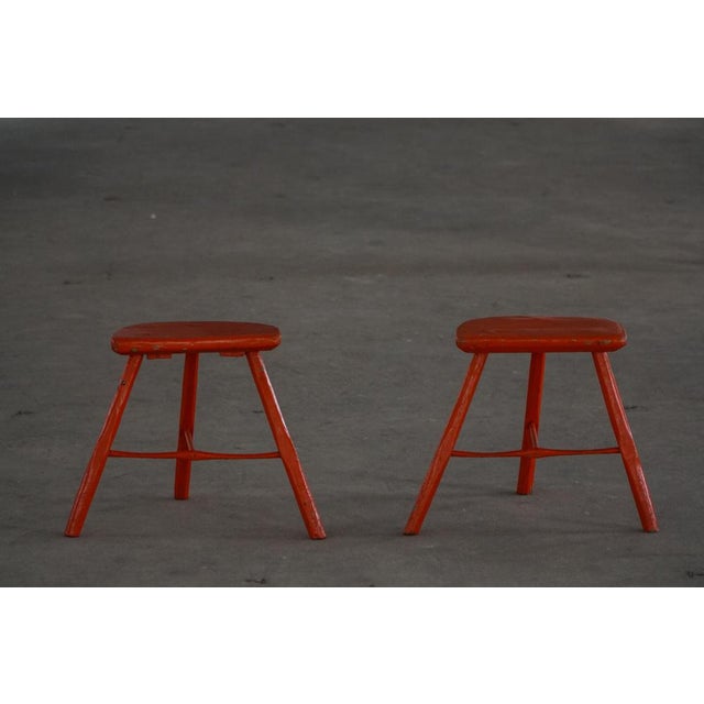 Red Painted Wooden Stools with Splayed Legs, 1950s-1960s, Set of 2 For Sale - Image 4 of 18
