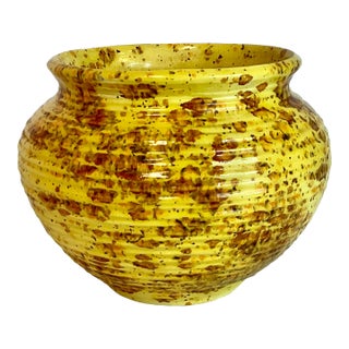 Mid-Century Boho Chic Americana Folk Art Yellow Splatter Planter For Sale