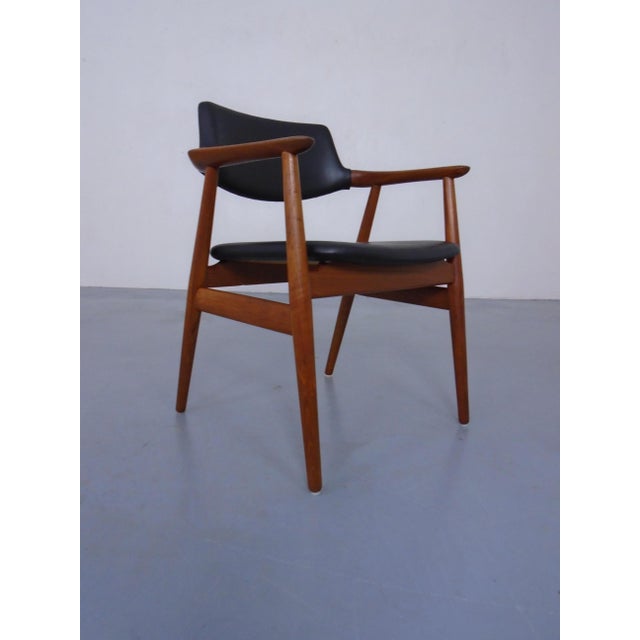 1960s GM 11 Teak Armchair by Svend Aage Eriksen of Glostrup, Denmark, 1960s For Sale - Image 5 of 11
