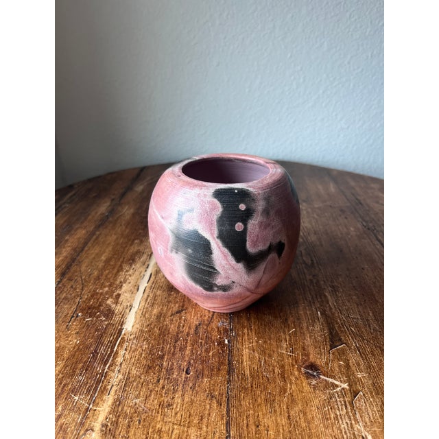 Saggar-Fired Studio Pottery Vase Signed Cf For Sale - Image 4 of 10