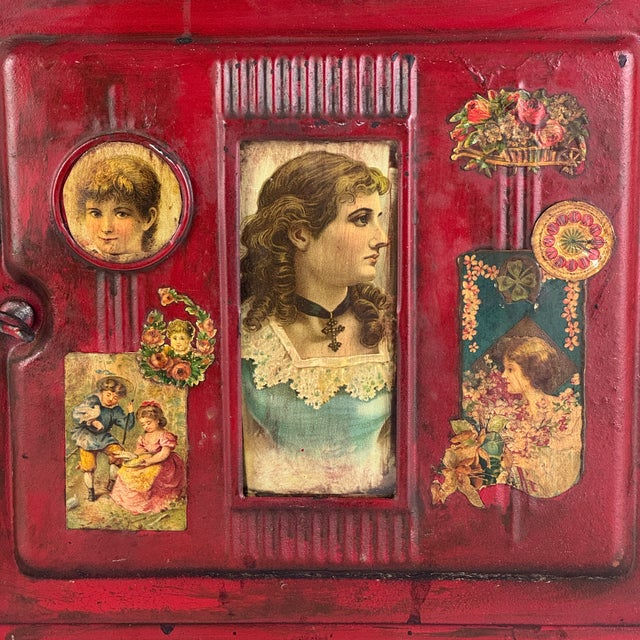 Rare Late 19th Century Red Metal Pie/Bread Safe Box With Decoupage Victorian Finish For Sale In New York - Image 6 of 12