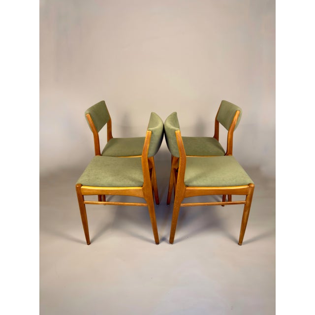 Vintage Scandinavian Dining Chairs in Beech and Green Upholstery, Set of 4 For Sale - Image 4 of 12