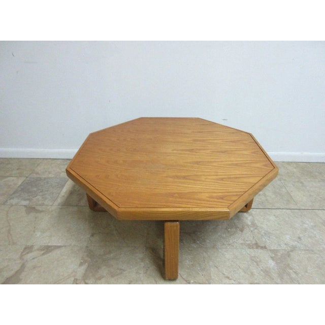 Vintage Mid-Century Lane X-Base Octagon Floating Coffee Table For Sale In Philadelphia - Image 6 of 9