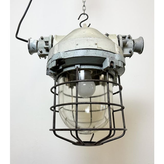 Industrial Bunker Ceiling Light with Iron Cage from Elektrosvit, 1970s For Sale - Image 10 of 18